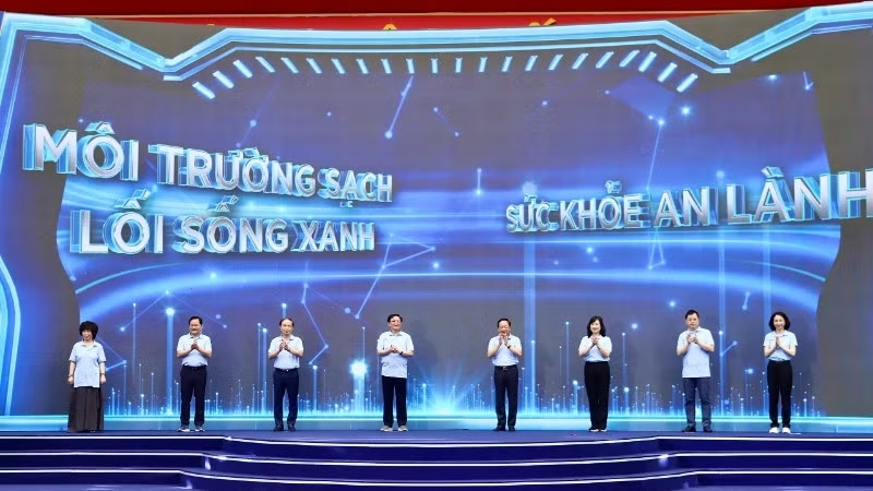 Mít tinh phát động Ngày Sức khỏe toàn dân