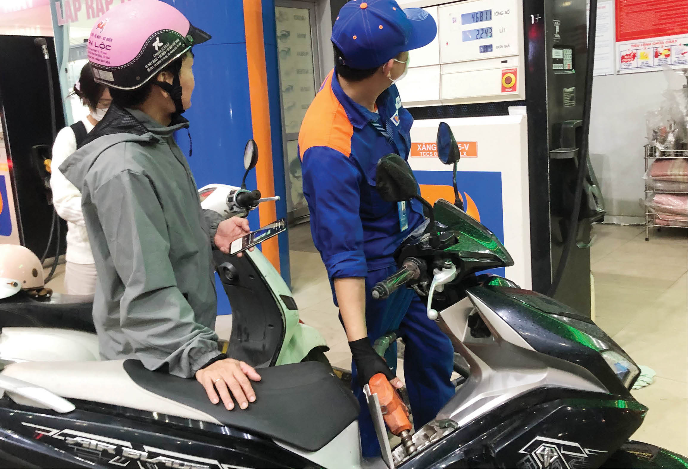 Sẵn sàng chuyển đổi từ xăng truyền thống sang xăng sinh học E10