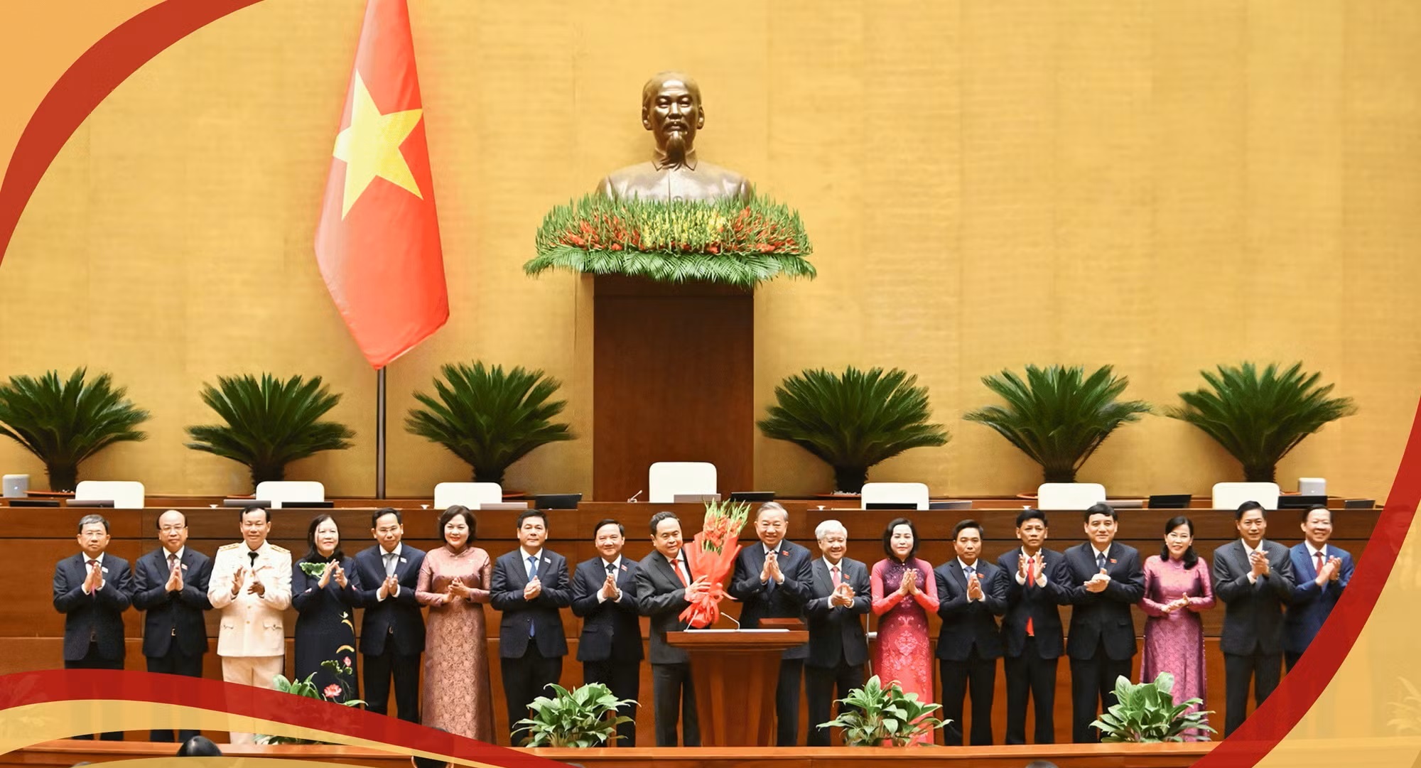 [Infographic] Các thành viên Ủy ban Thường vụ Quốc hội khóa XVI