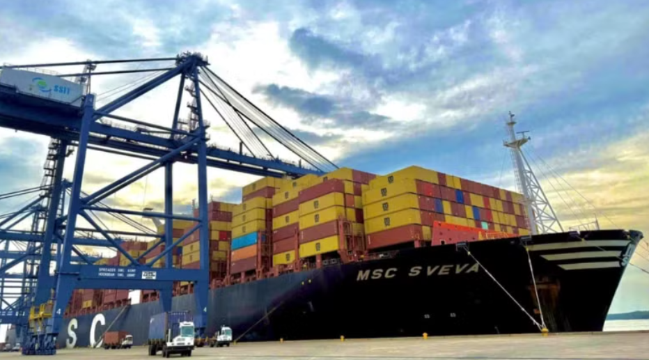 Miễn nhiều khoản phí, lệ phí hỗ trợ doanh nghiệp giao thông vận tải