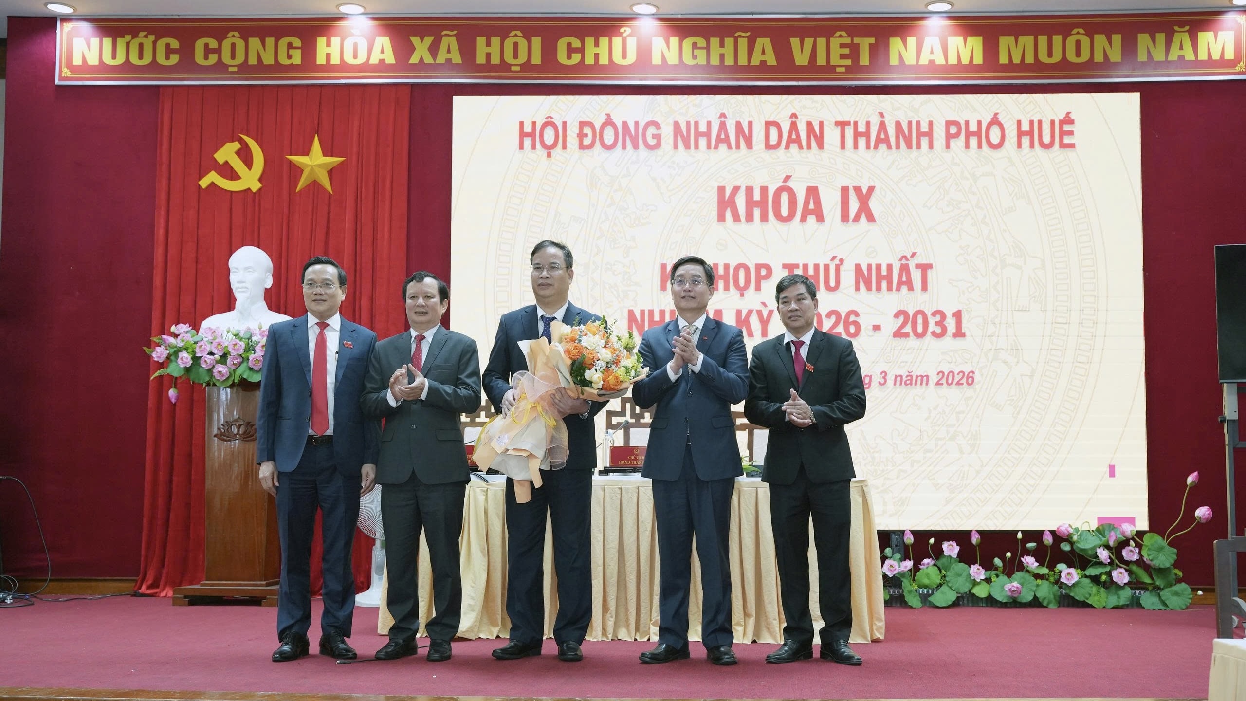 Phê chuẩn nhân sự Chủ tịch, Phó Chủ tịch HĐND thành phố Huế nhiệm kỳ 2026 - 2031