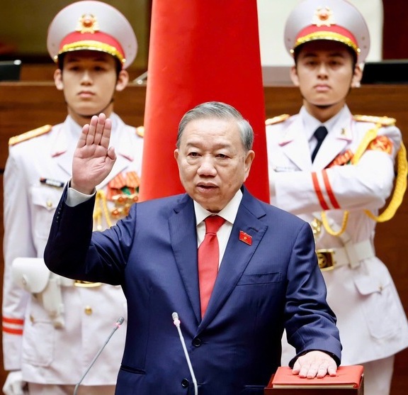 Lãnh đạo các nước gửi điện, thư và thông điệp chúc mừng các đồng chí lãnh đạo chủ chốt của Việt Nam