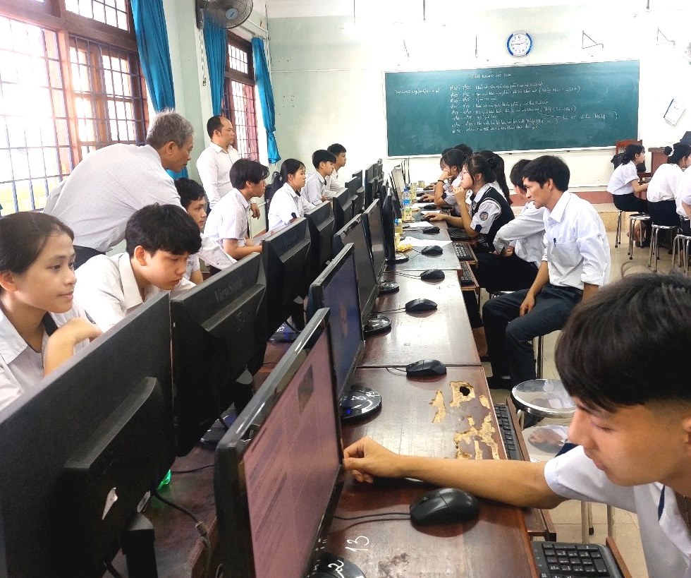 Triển khai khảo sát đánh giá diện rộng quốc gia lớp 5, 9 và 11