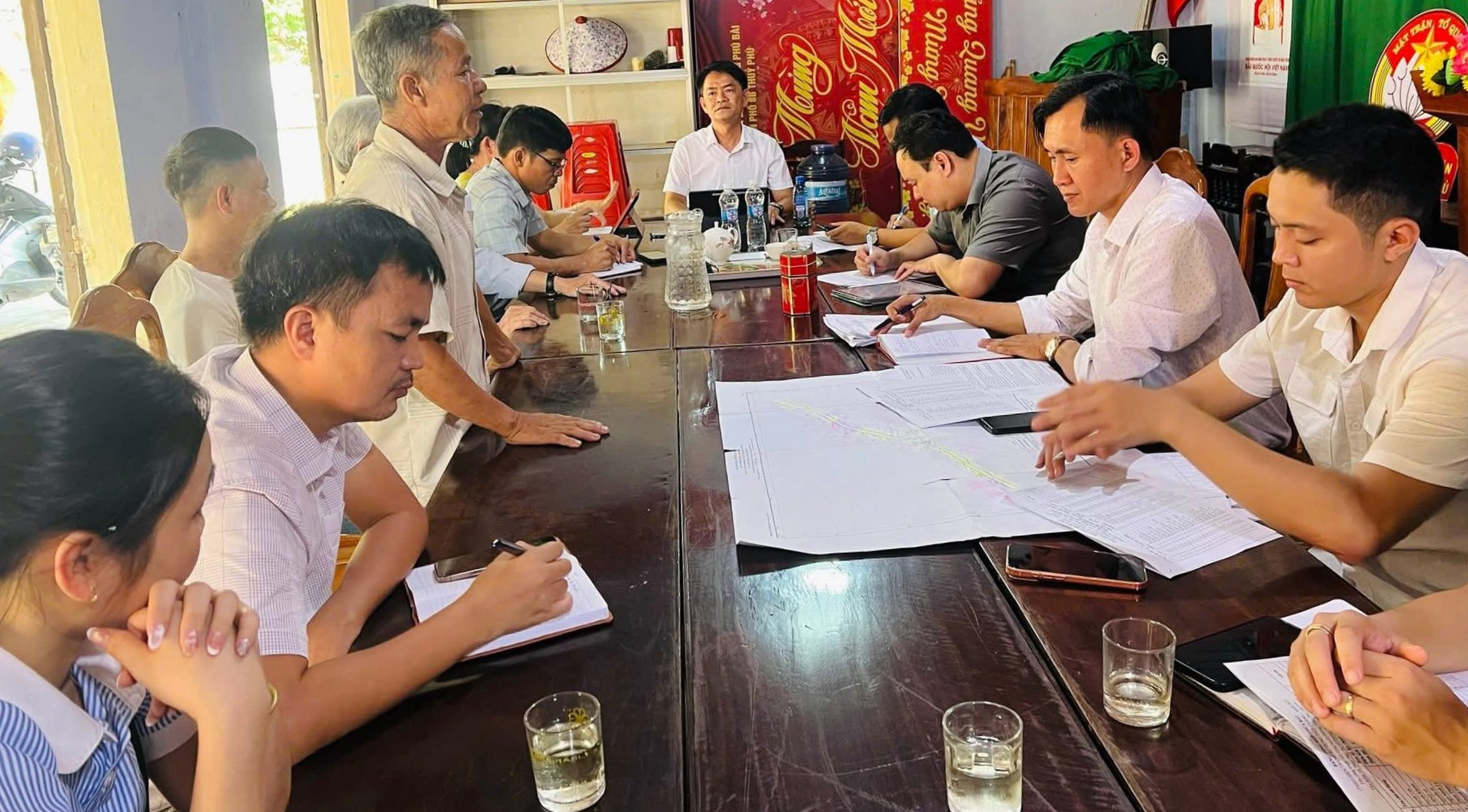 Đối thoại với các hộ dân thuộc dự án mở rộng tuyến đường Thủy Phù - Phú Sơn