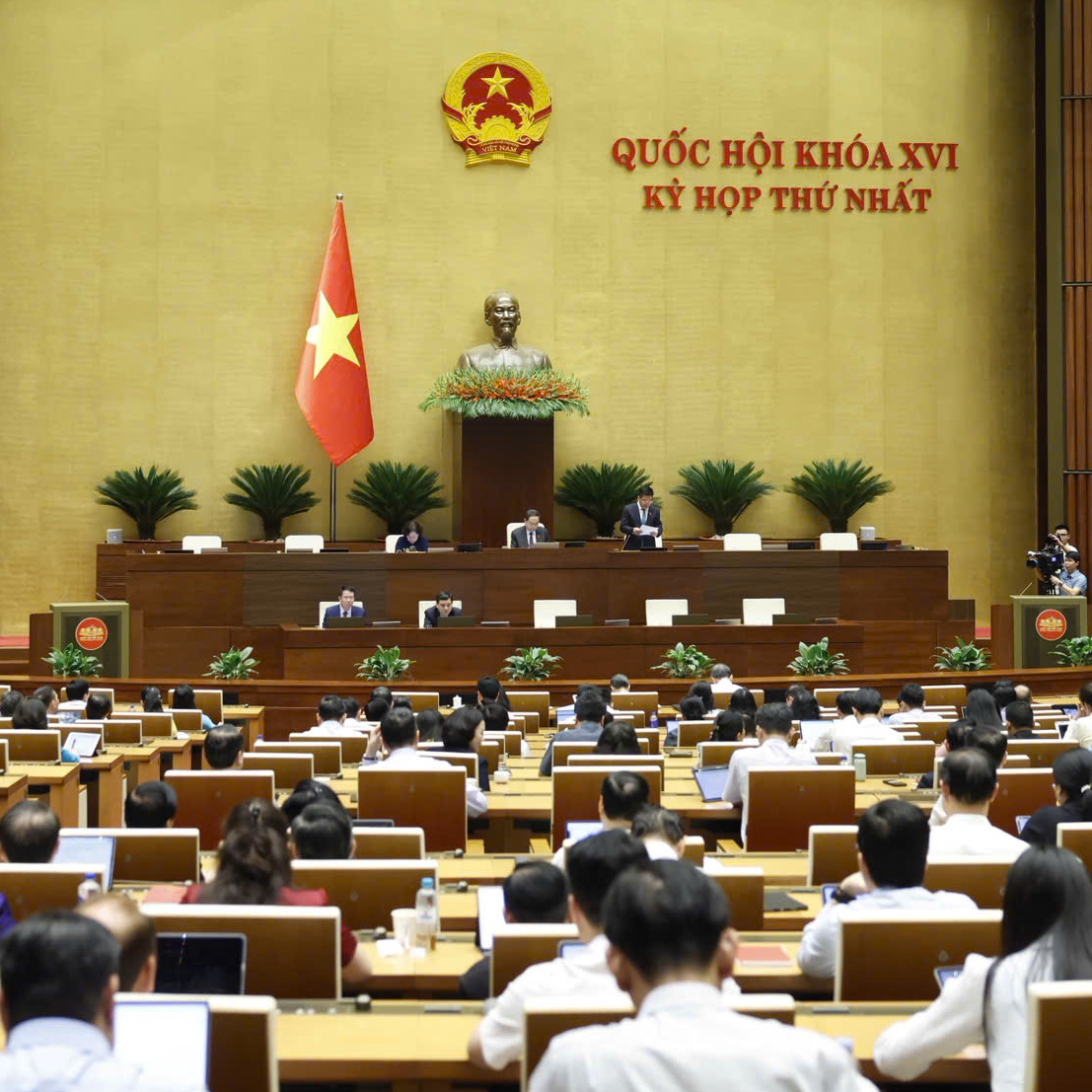 Tránh lạm dụng khen thưởng, cần tiêu chí rõ ràng