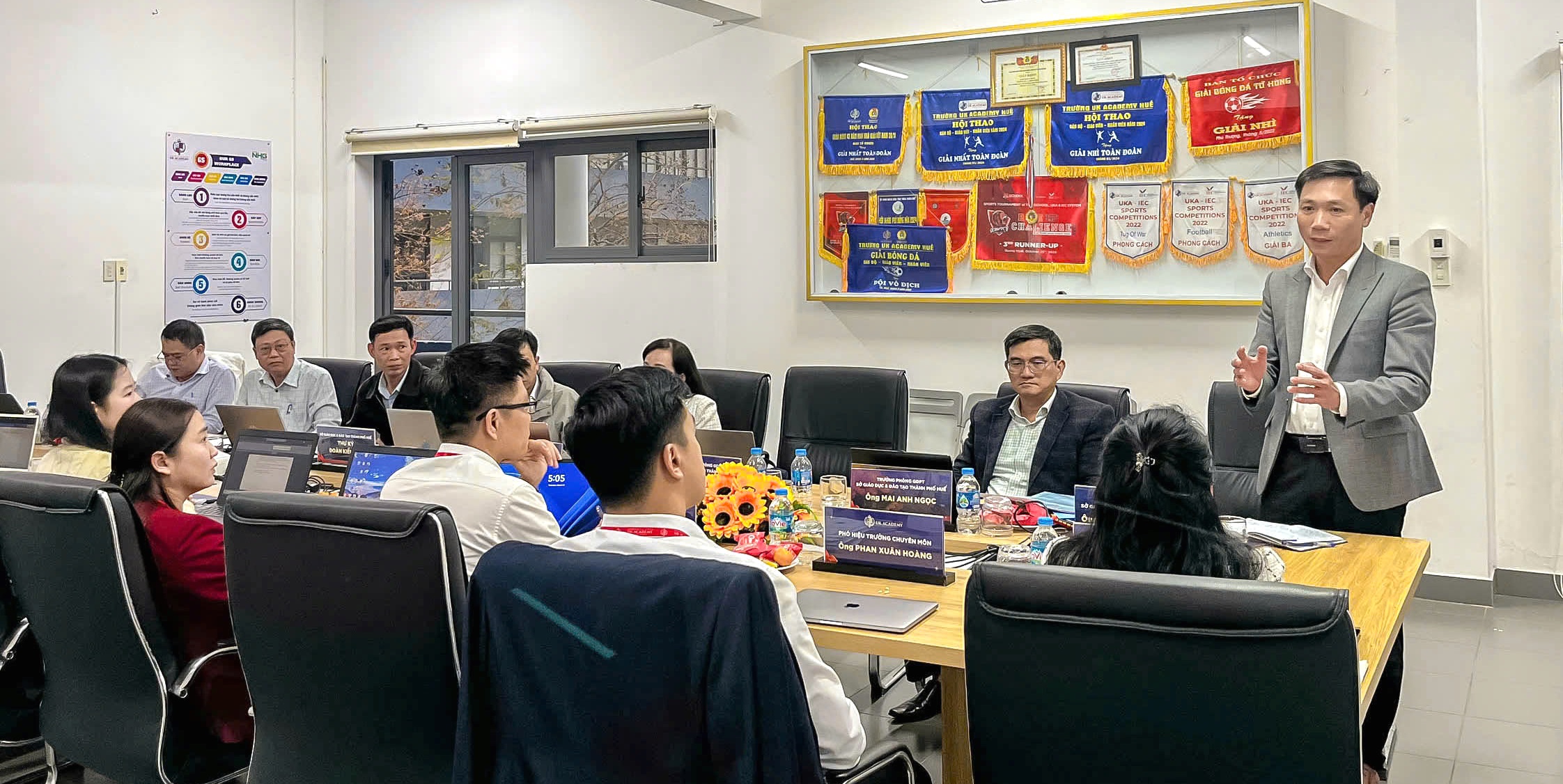 Kiểm tra công tác chuyển đổi số tại các trường học