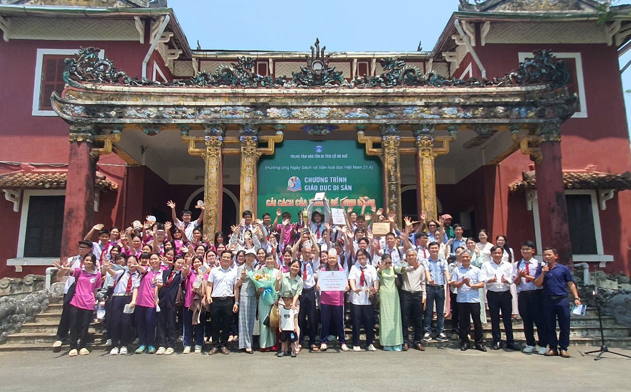 Học về cải cách của vua Minh Mạng qua trải nghiệm