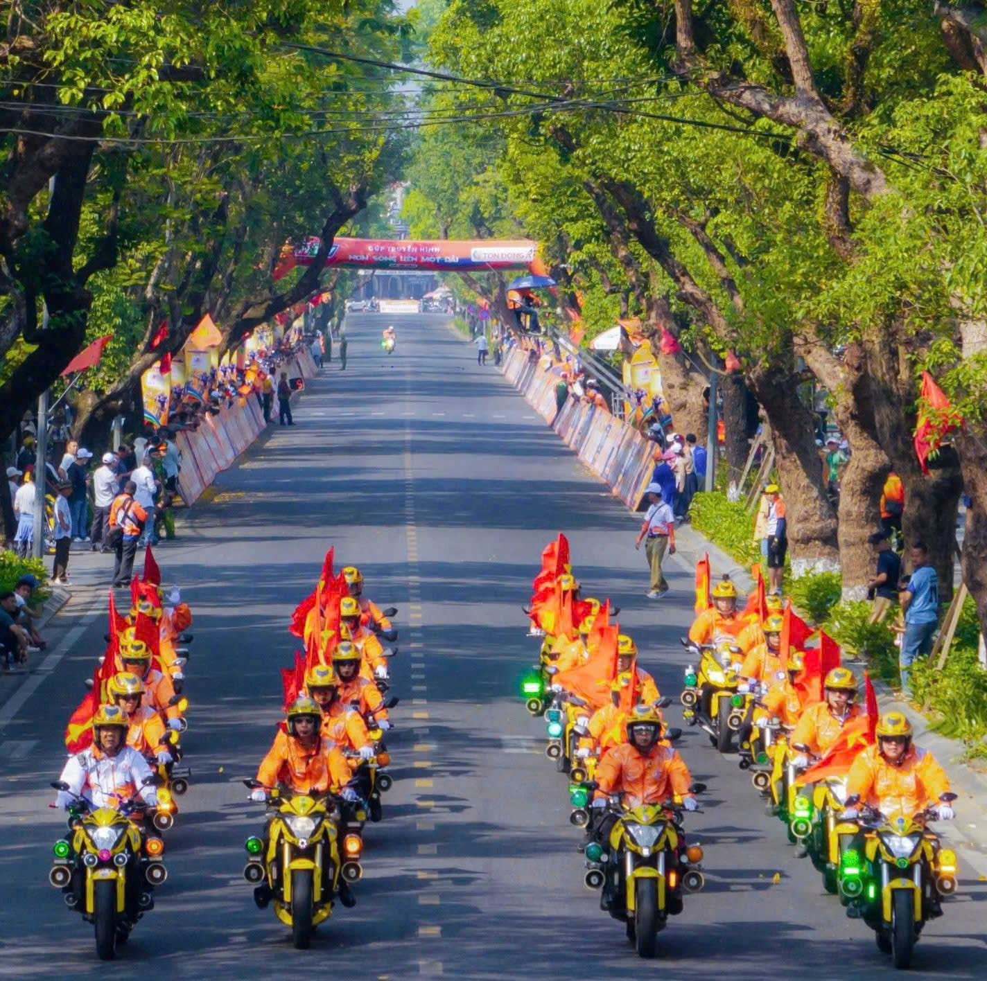 Marchuk Dzianis về Nhất chặng 9 Phú Xuân - Dã Viên