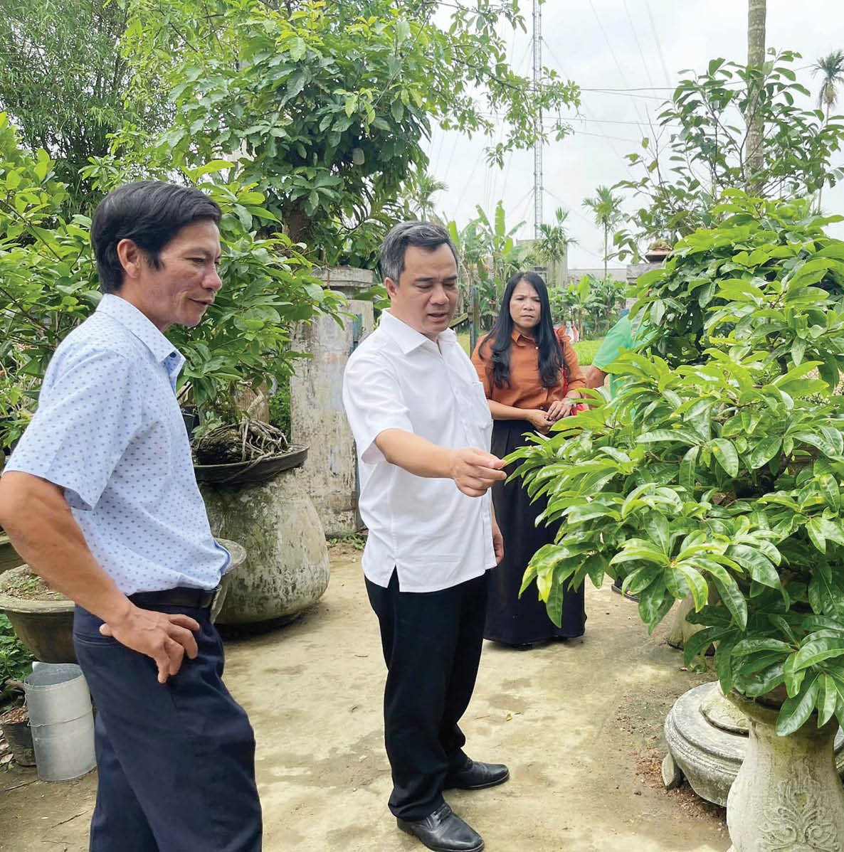 Cầu nối giữa nông dân với các cấp chính quyền