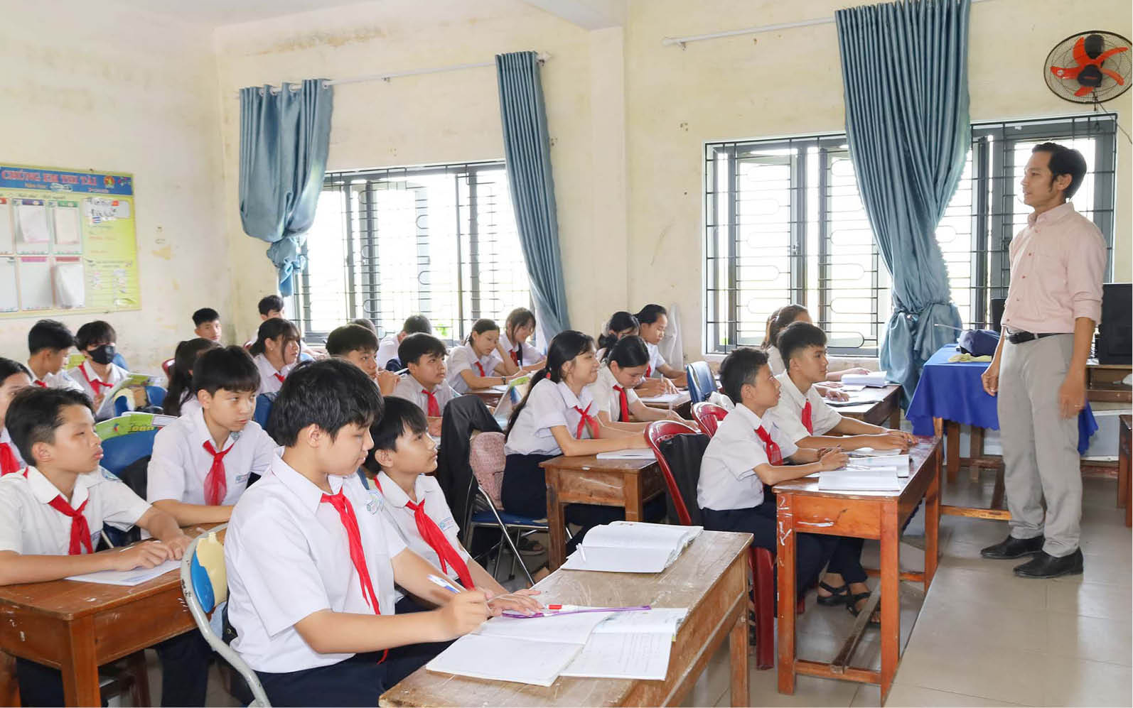 Nan giải tình trạng học sinh bỏ học giữa chừng