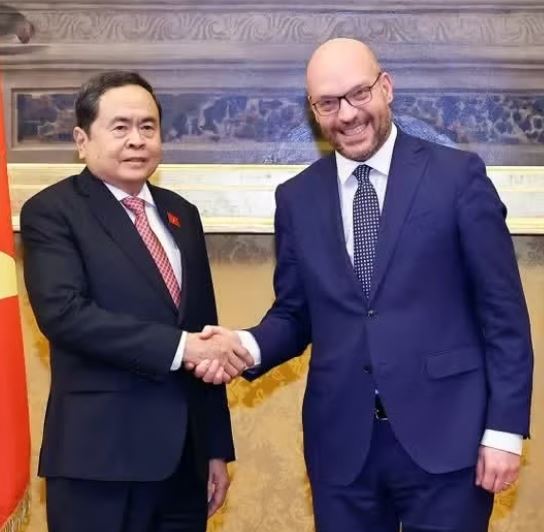 Dấu mốc quan trọng và tốt đẹp tạo bước phát triển mới trong quan hệ Việt Nam-Italia