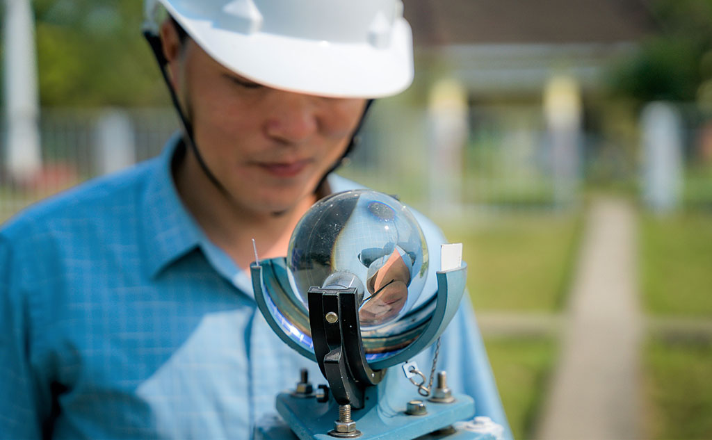 “Bắt mạch” nắng nóng giữa trời đổ lửa