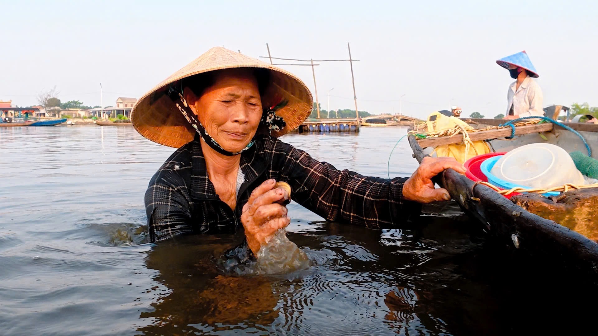 Giậm trìa trên phá Tam Giang