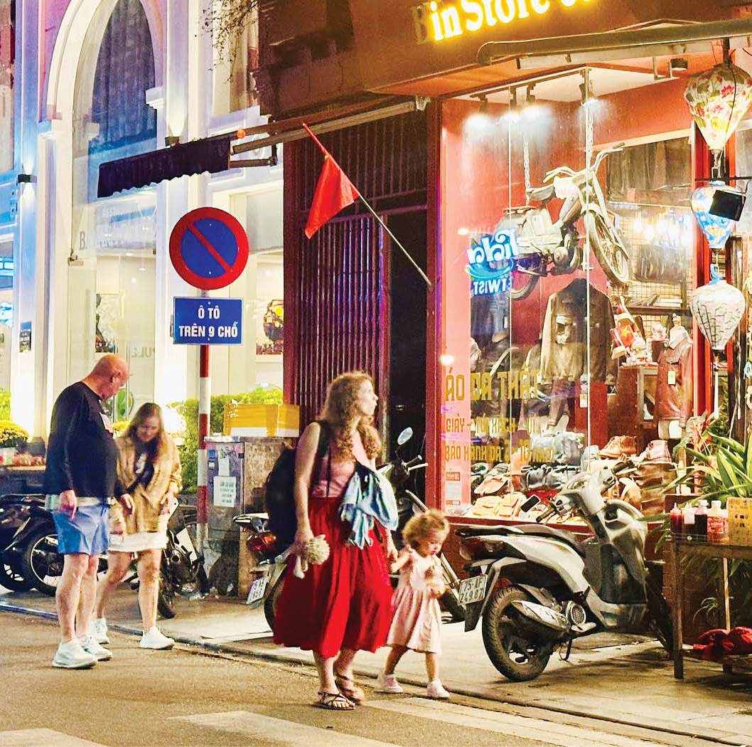 Quốc tế hóa nhân lực du lịch Cần những bước đi dài hơi