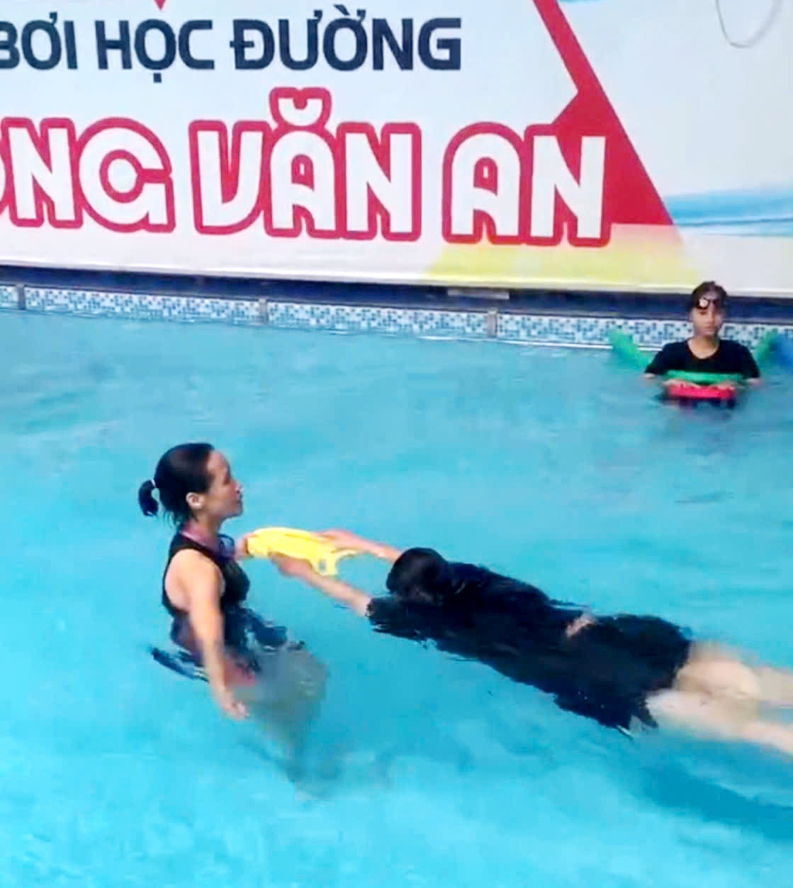 Nâng cao kỹ năng an toàn trong môi trường nước cho trẻ em