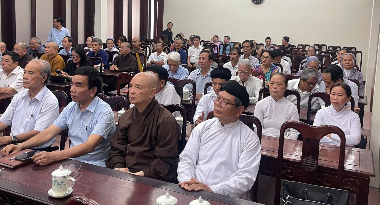 Thống nhất trong hành động, sớm đưa nghị quyết vào cuộc sống