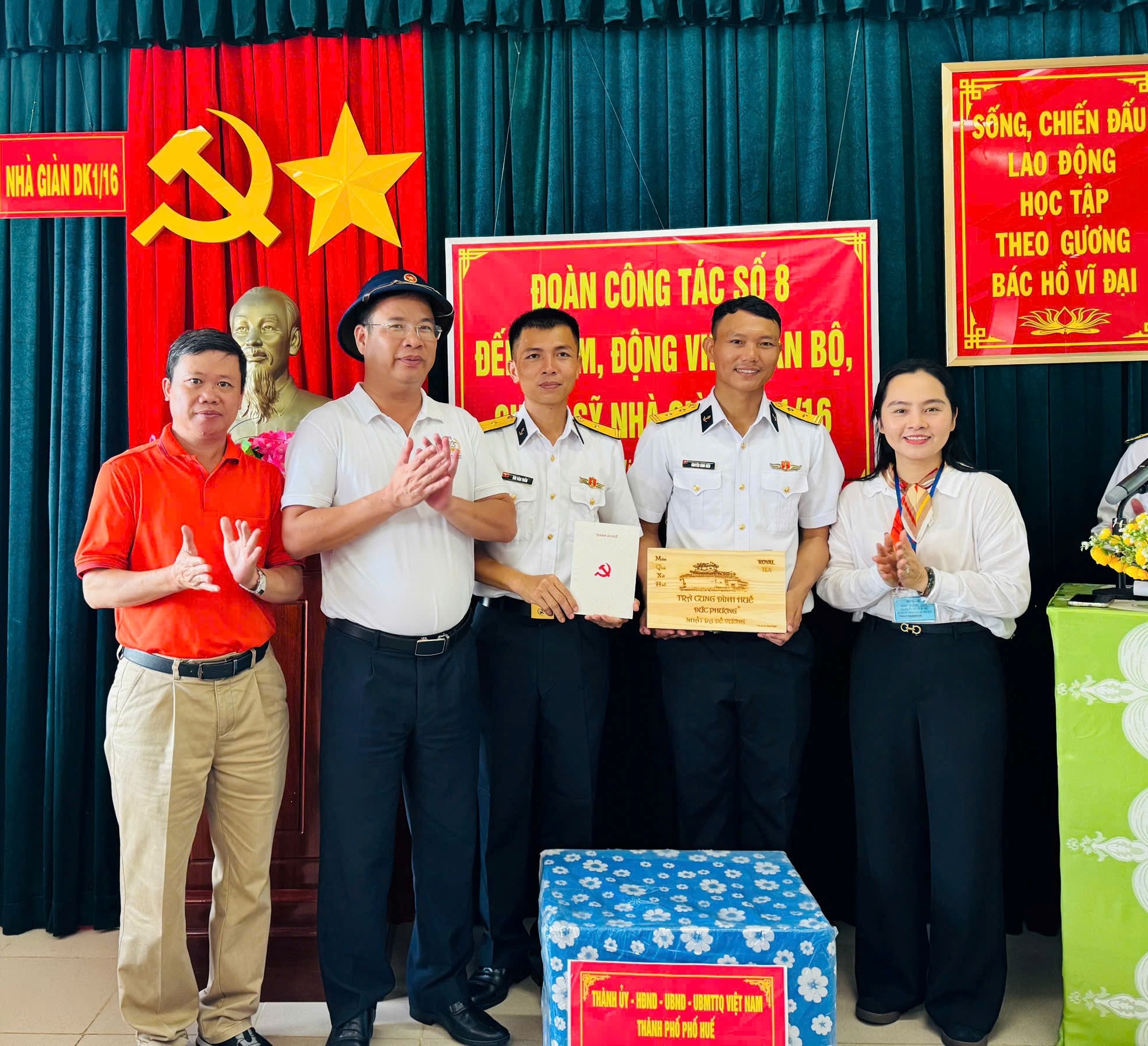 Đoàn công tác TP Huế thăm quân, dân tại Quần đảo Trường Sa và Nhà giàn DK1