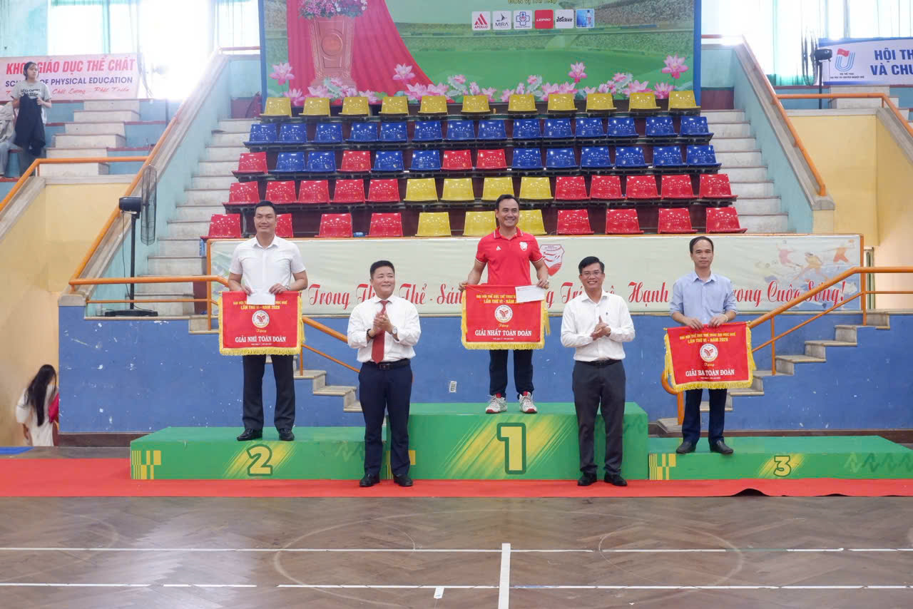 Gần 1 000 vận động viên tham gia Đại hội Thể dục thể thao Đại học Huế lần thứ VI