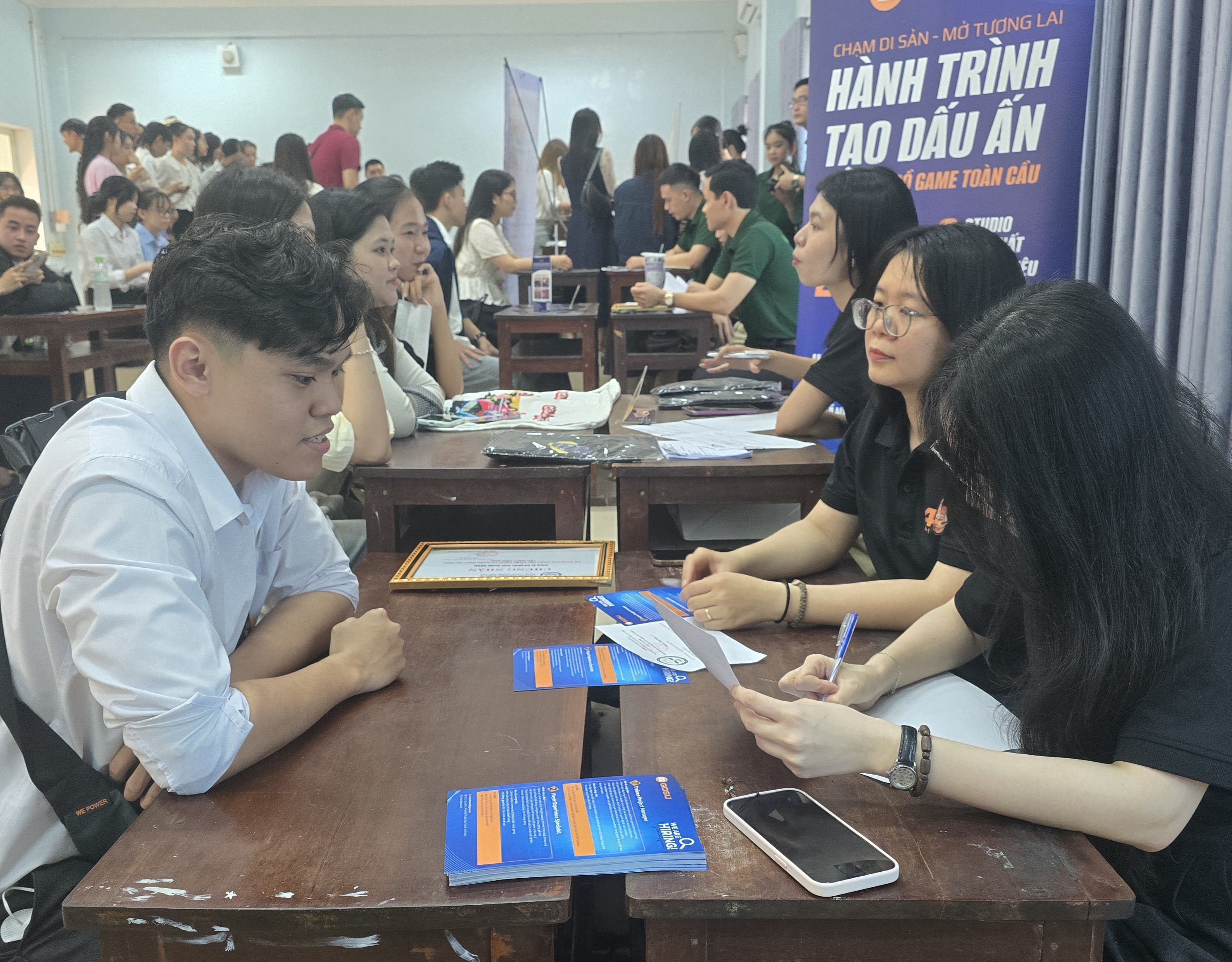 Hơn 260 vị trí việc làm dành cho sinh viên kinh tế Huế