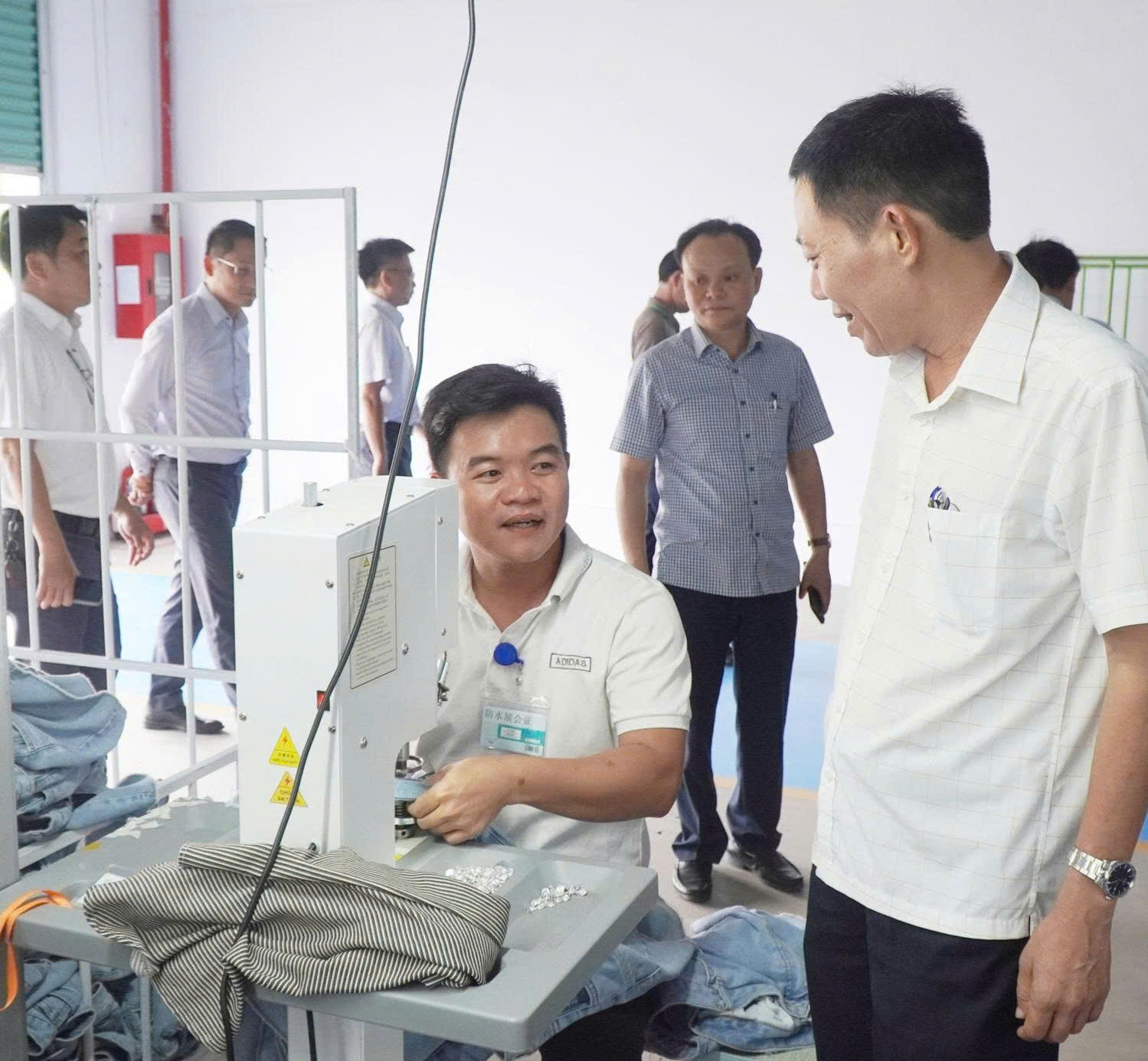 Lãnh đạo thành phố kiểm tra, tháo gỡ vướng mắc tại Khu công nghiệp Tứ Hạ