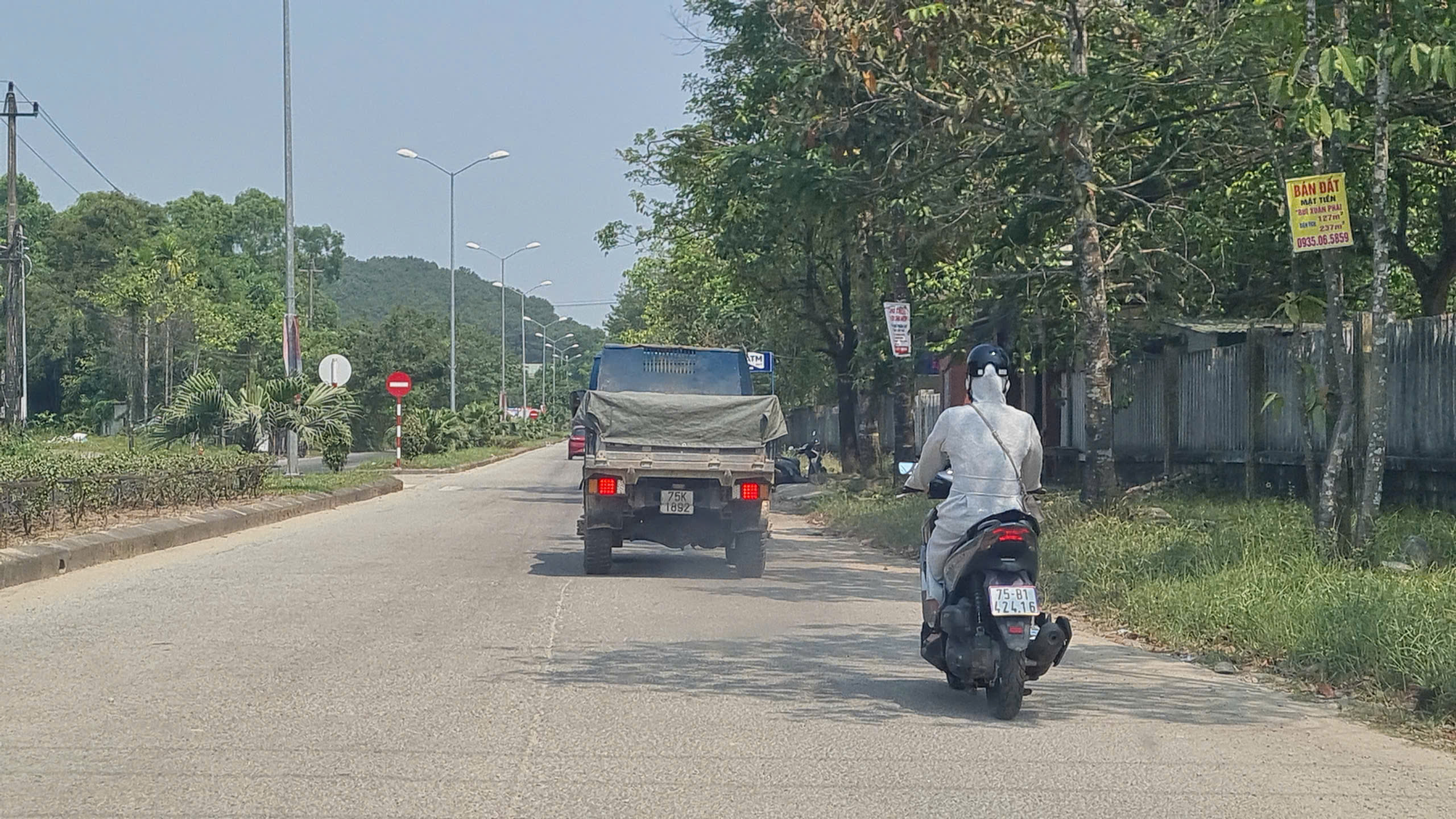 Cấm xe tải từ 3,5 tấn trở lên lưu thông vào trung tâm thành phố giờ cao điểm