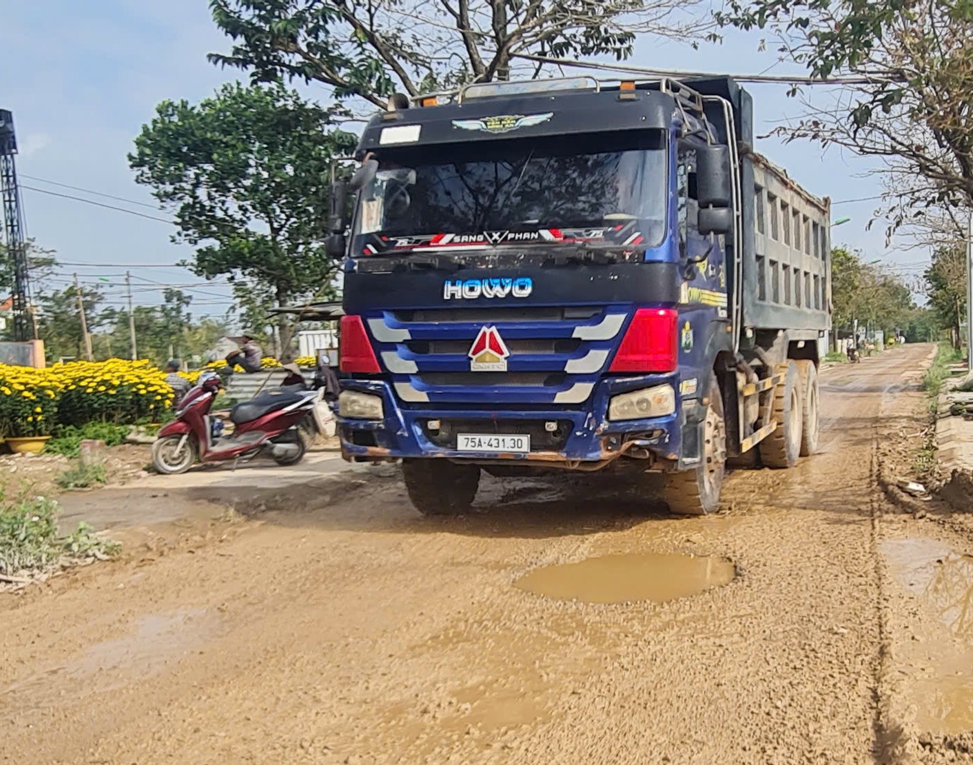 Cấm xe tải từ 3,5 tấn trở lên lưu thông vào trung tâm thành phố giờ cao điểm