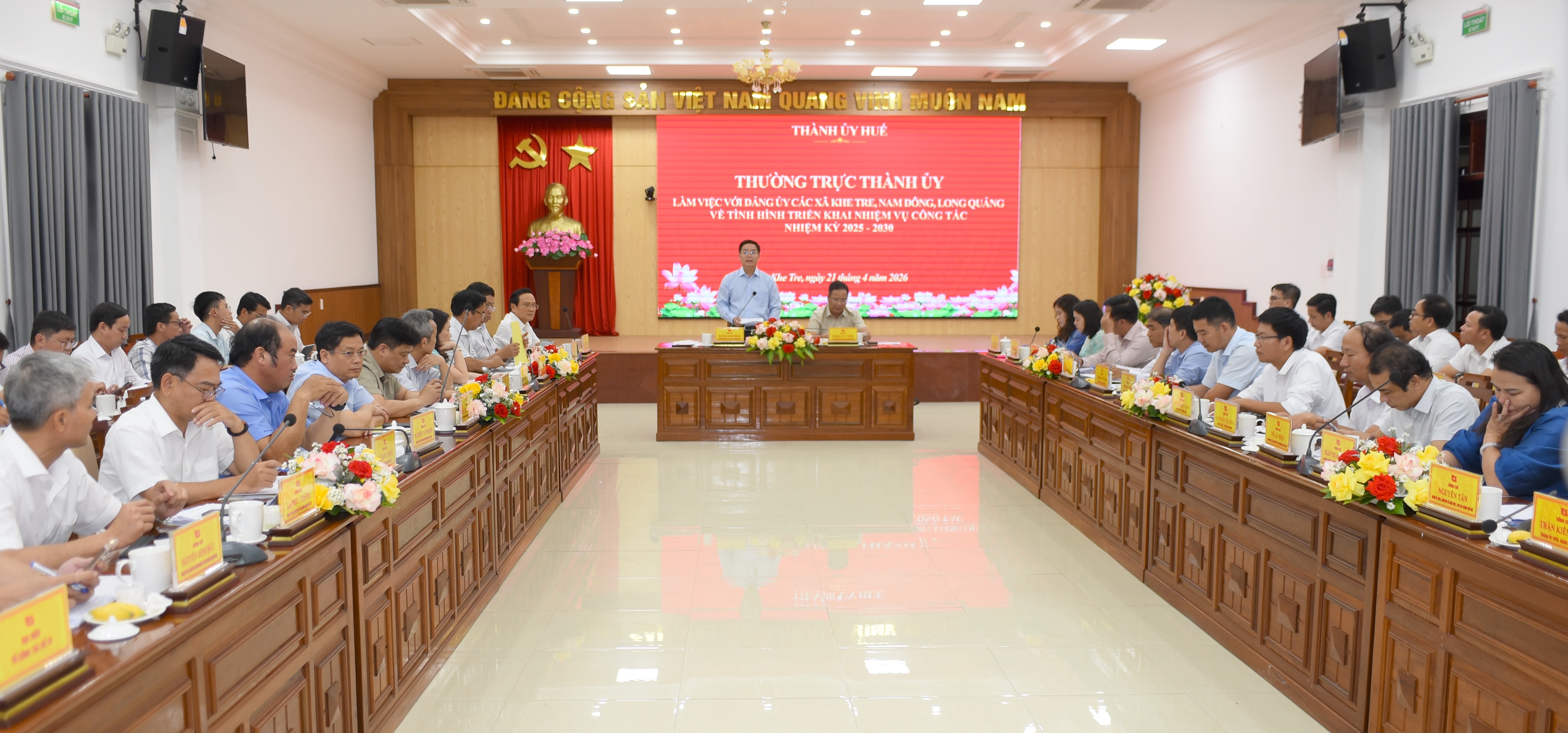 Chủ động thích ứng, tháo gỡ các “điểm nghẽn” để phát triển