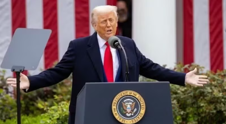 Tổng thống Mỹ Donald Trump tuyên bố gia hạn lệnh ngừng bắn với Iran