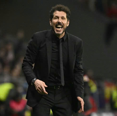 Chelsea hậu Abramovich Nhiều tiền, sai định hướng