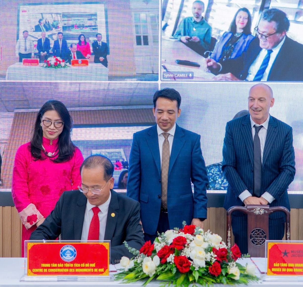 Bảo tàng Pháp chuyển giao tư liệu quý về Hoàng cung Huế