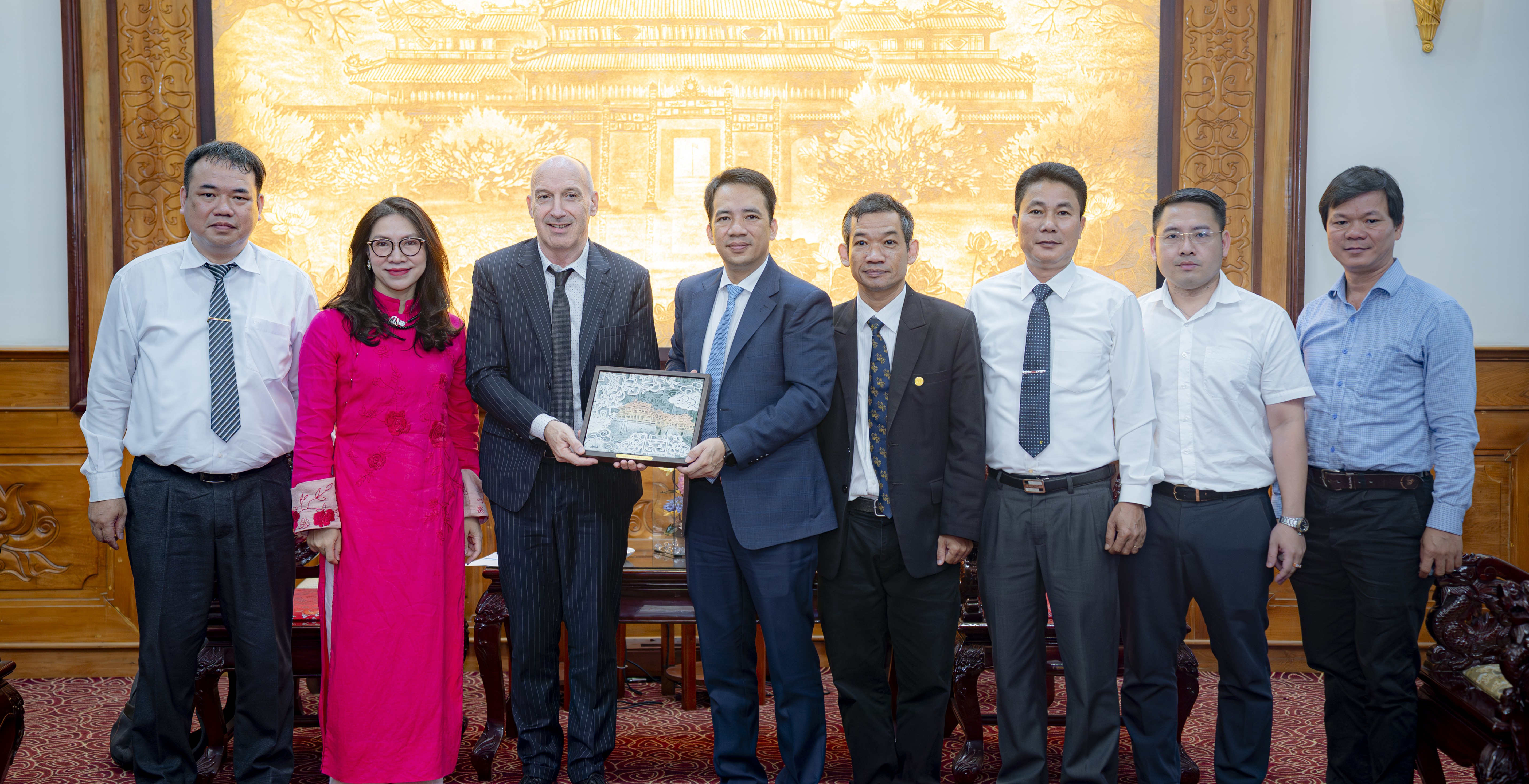 Mở rộng hợp tác quốc tế trong bảo tồn di sản và phát triển văn hóa Huế