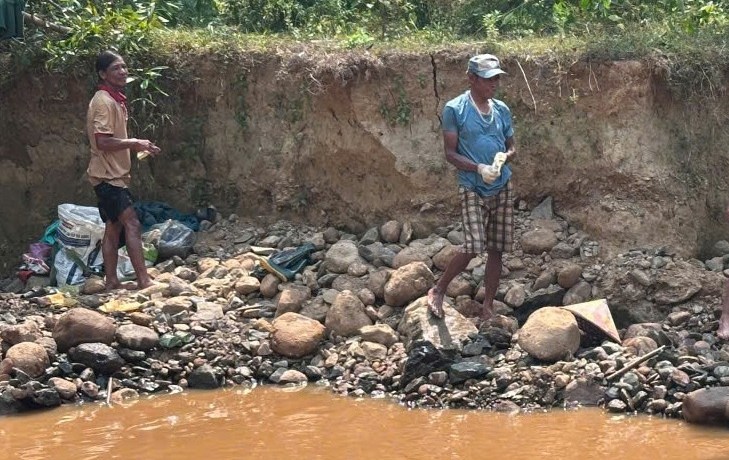 Truy quét “vàng tặc” tại khe Bùn và khe Li Leng
