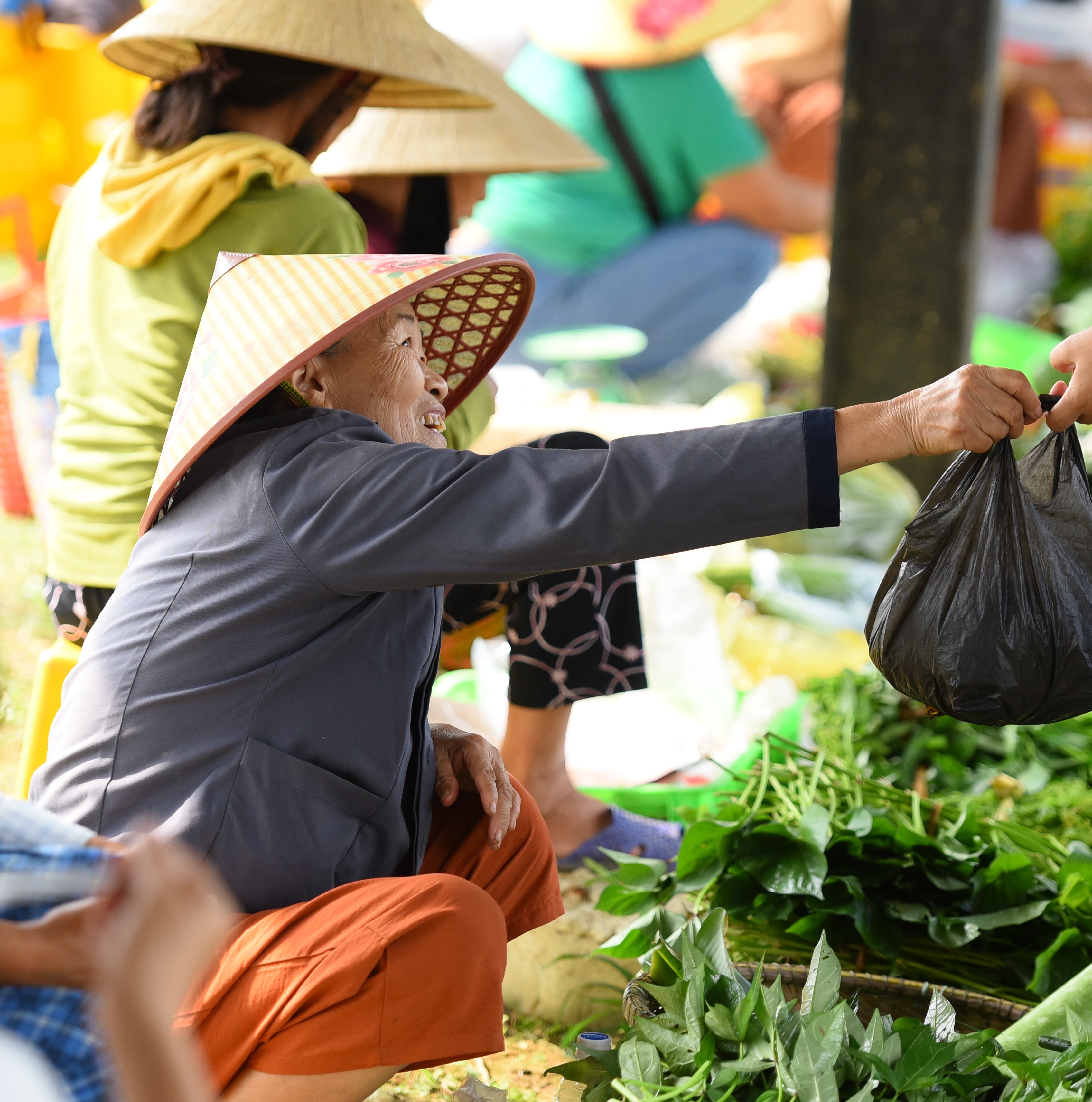 Chợ quê Hương An - Mì xưa mì sớm