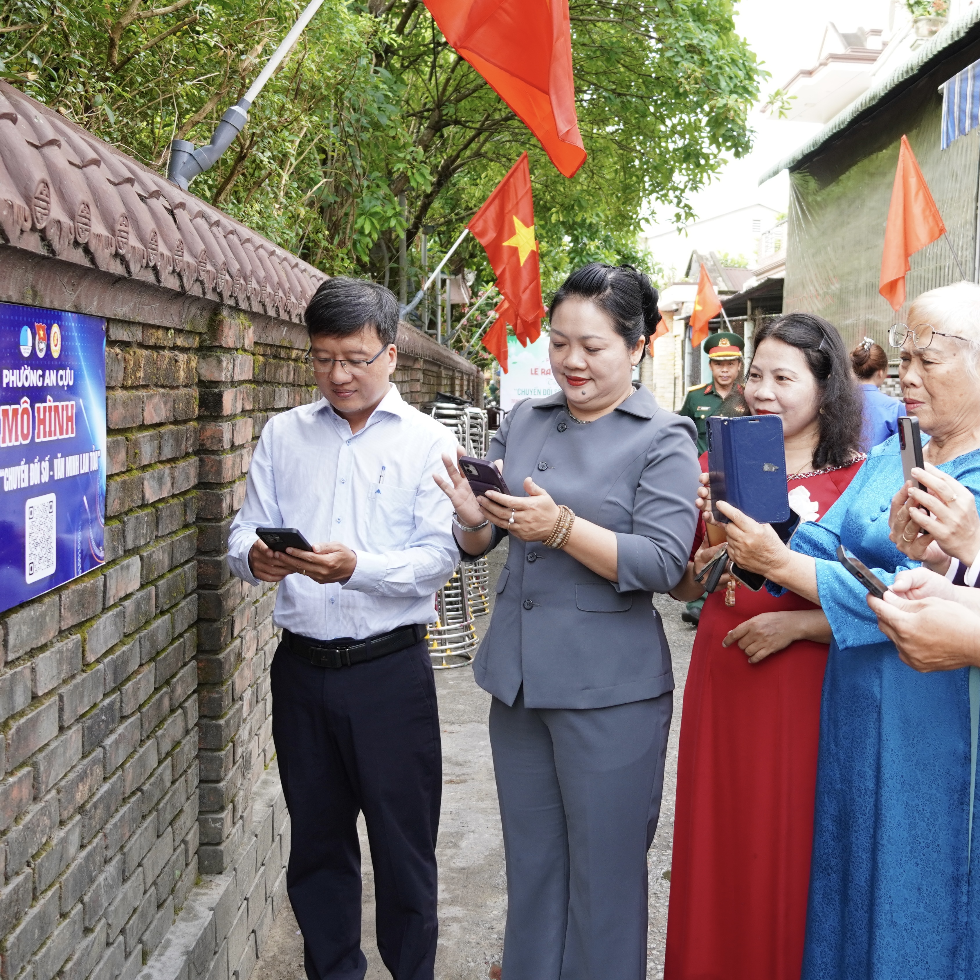 Phường An Cựu ra mắt mô hình tuyến kiệt “Chuyển đổi số - Văn minh lan tỏa”