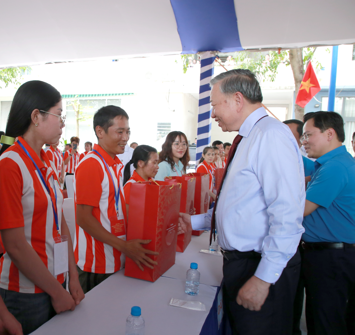 Toàn văn bài nói chuyện của Tổng Bí thư, Chủ tịch nước Tô Lâm với công nhân, người lao động Thành phố Hồ Chí Minh