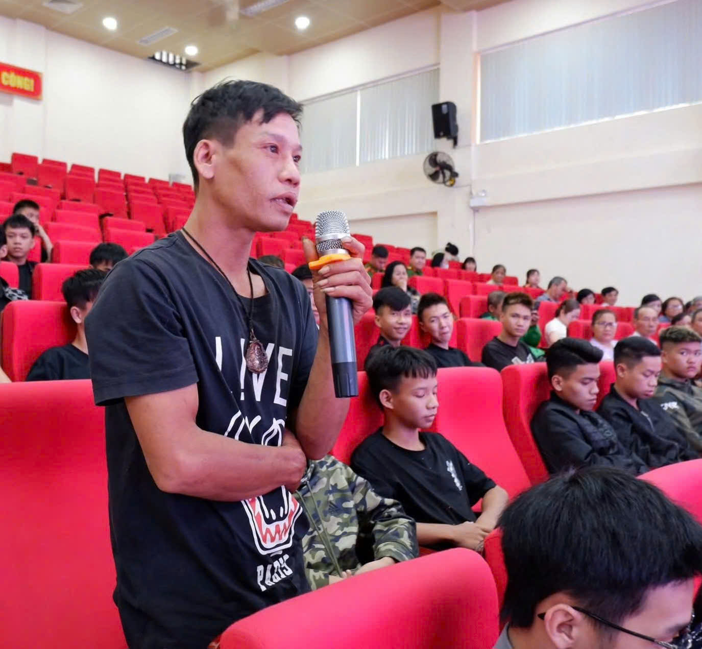 Tuyên truyền, đối thoại và định hướng cho thanh thiếu niên