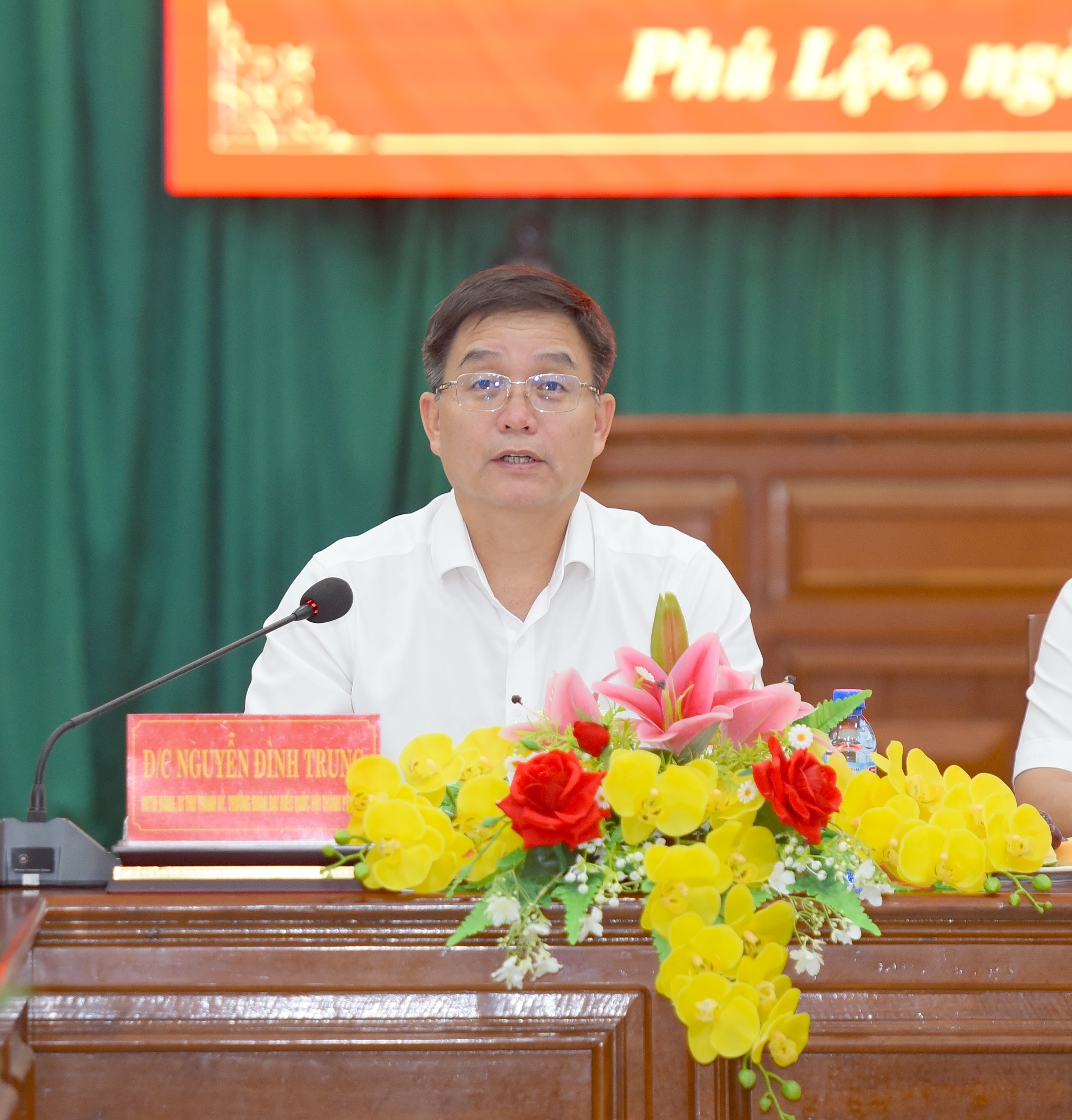 Đổi mới tư duy, hành động quyết liệt, khai thác lợi thế để bứt phá