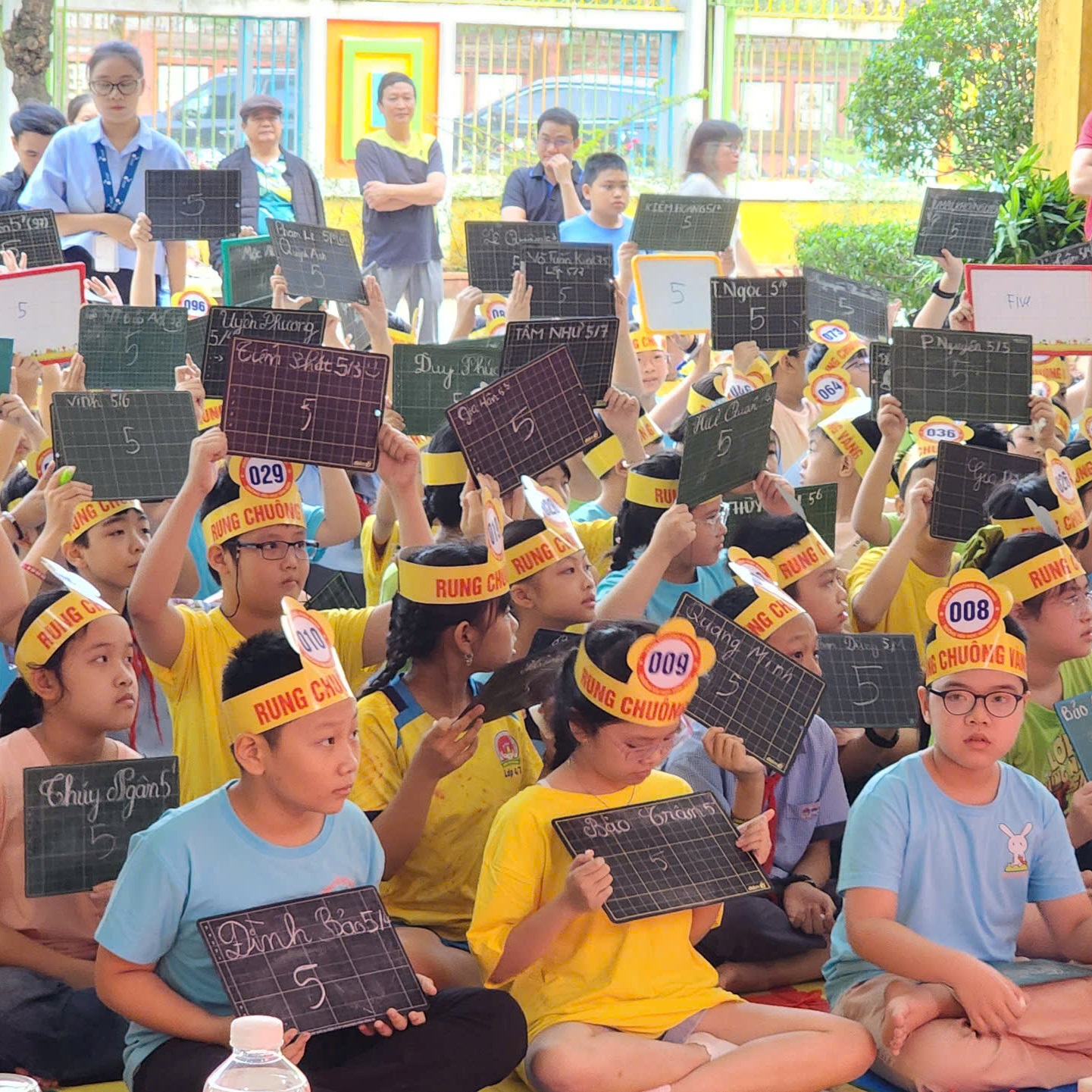 Khen thưởng 160 học sinh tại Ngày hội giao lưu học sinh năng khiếu cấp tiểu học