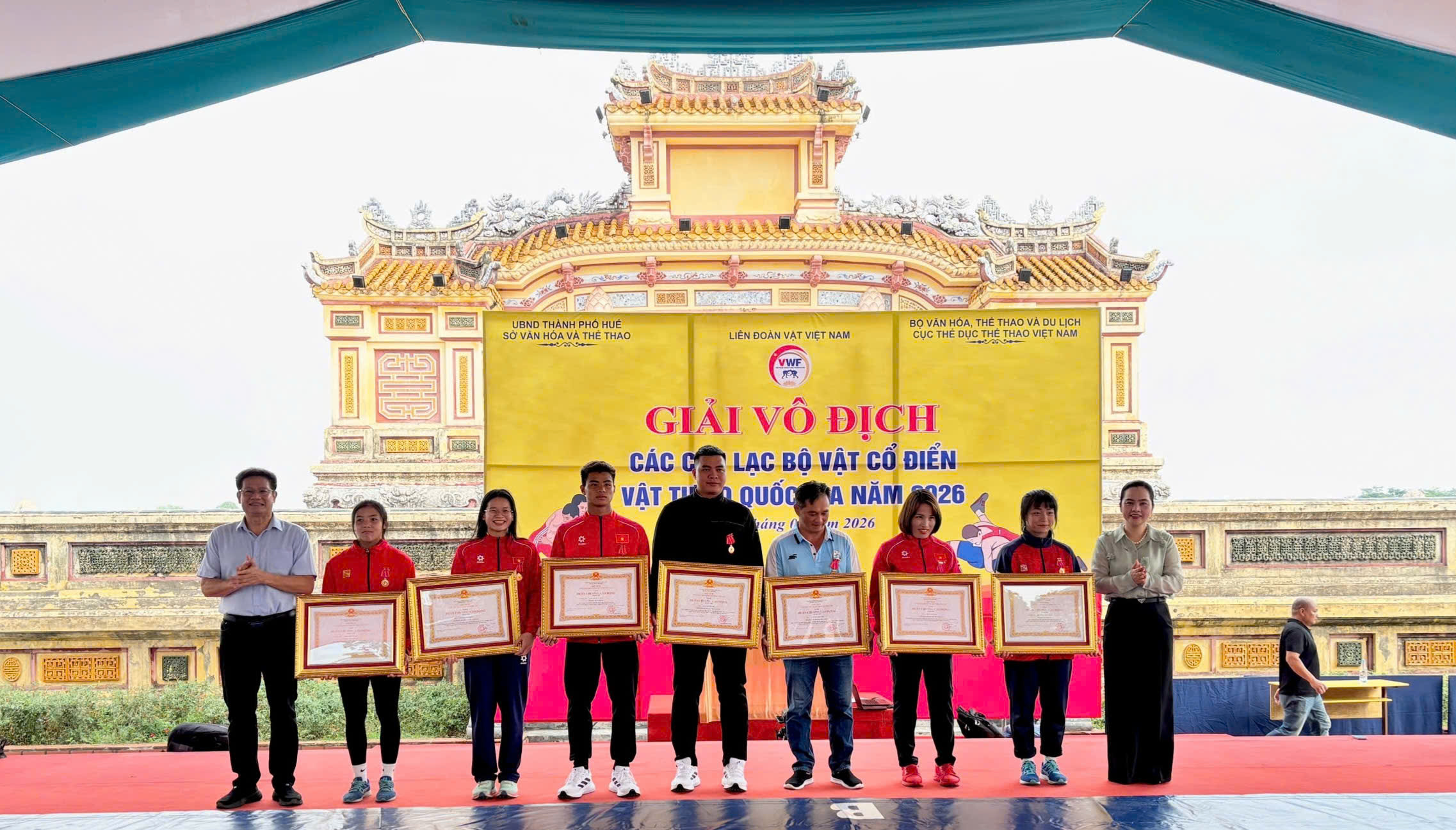 Gần 350 đô vật xuất sắc toàn quốc tranh tài tại Huế