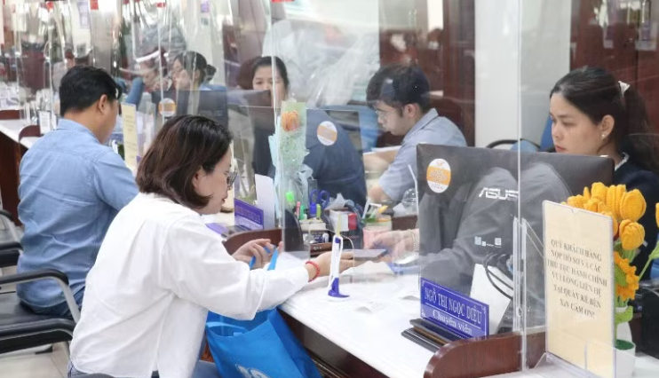 Thủ tướng yêu cầu tiếp tục rà soát để cắt giảm, đơn giản hóa thủ tục hành chính