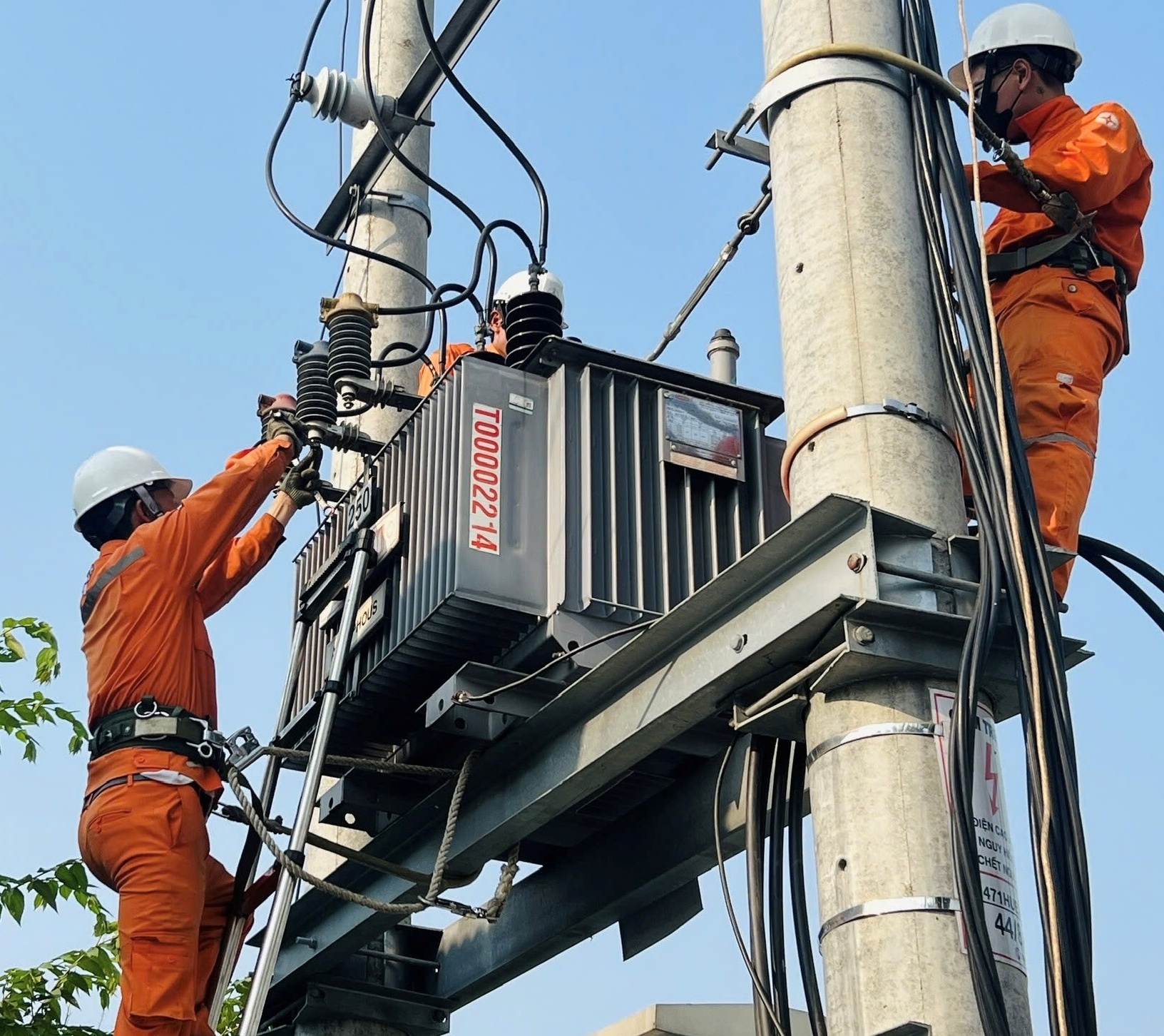 Thay đổi khung giờ tính giá điện, buổi tối là giờ cao điểm