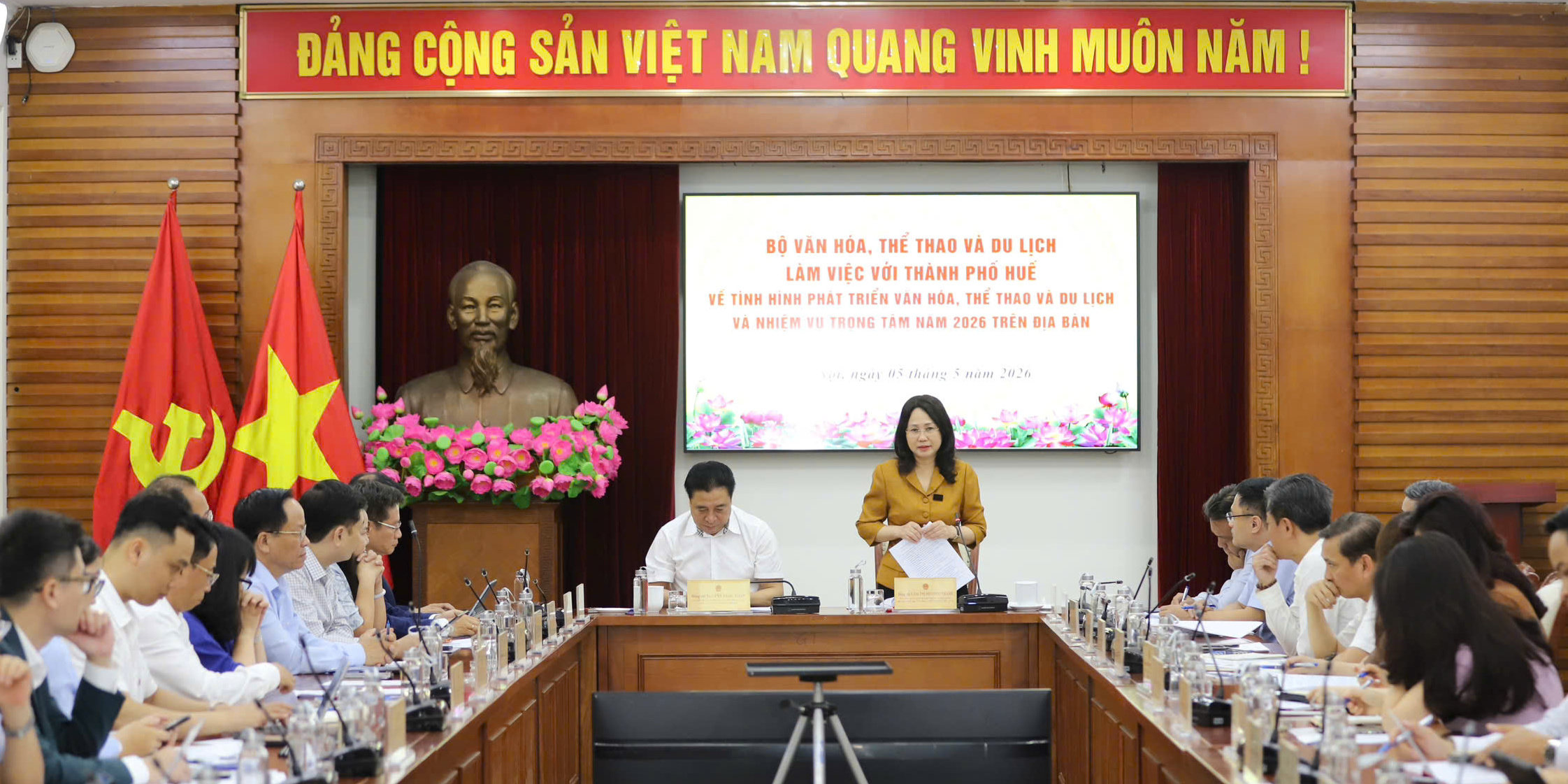 Khai mở động lực tăng trưởng từ di sản
