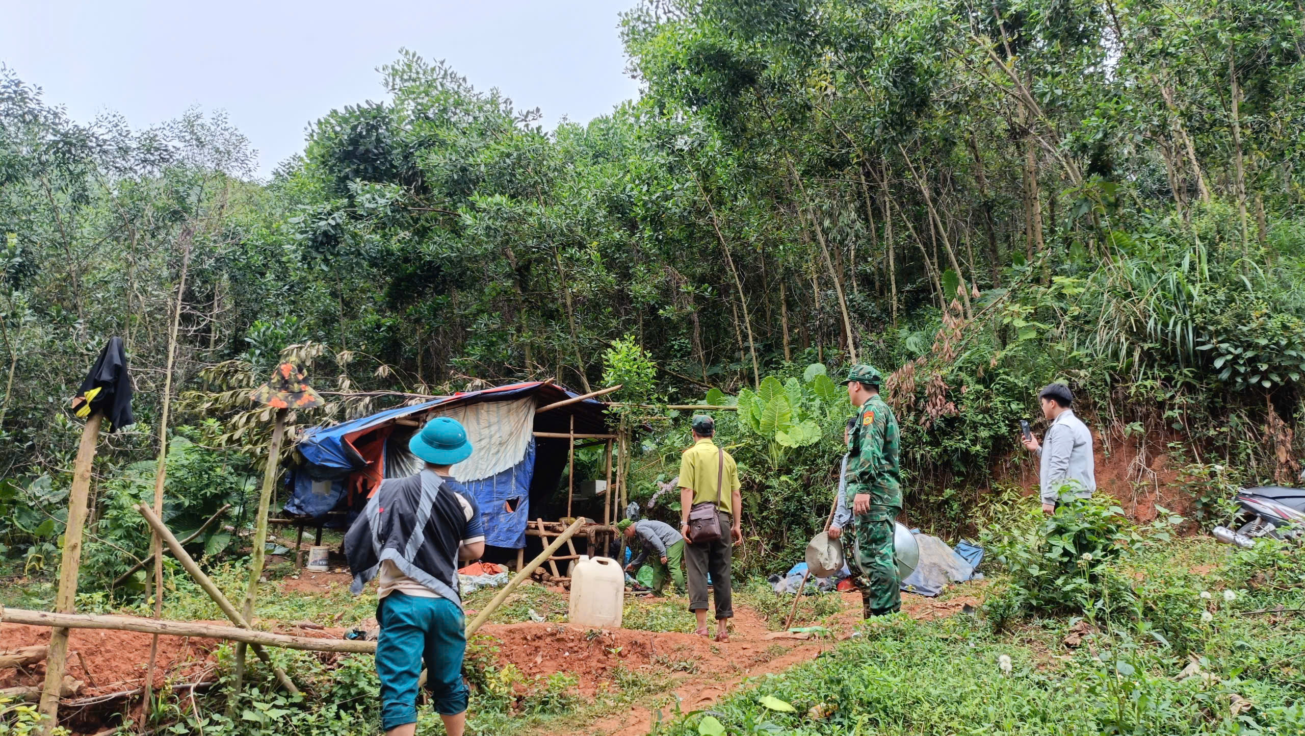 Kiên quyết dẹp nạn khai thác vàng sa khoáng trái phép