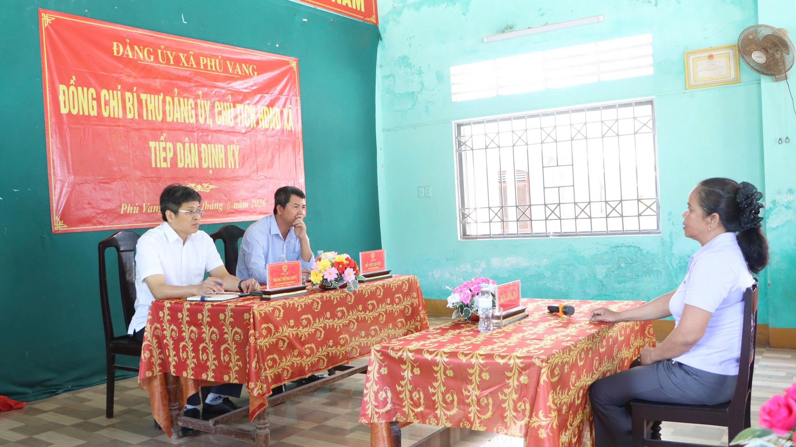 Người dân xã Phú Vang kiến nghị các vấn đề dân sinh
