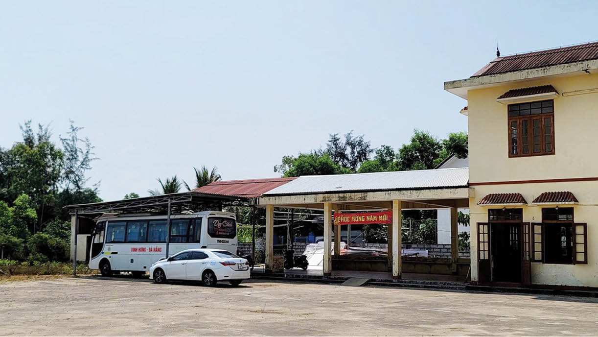 Tìm giải pháp khai thác hiệu quả bến xe Vinh Hưng