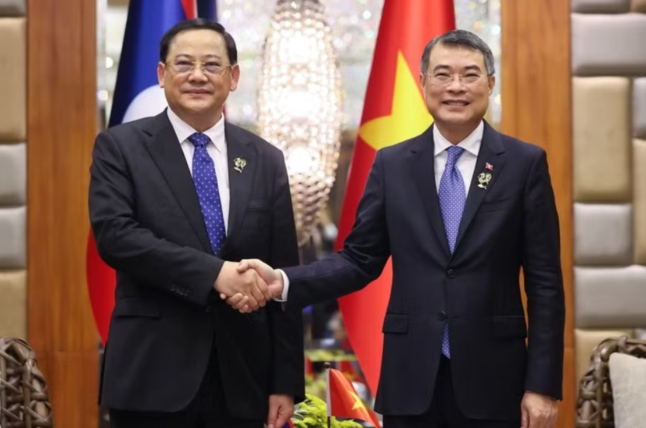 Việt Nam luôn dành ưu tiên cao nhất cho hợp tác với Lào