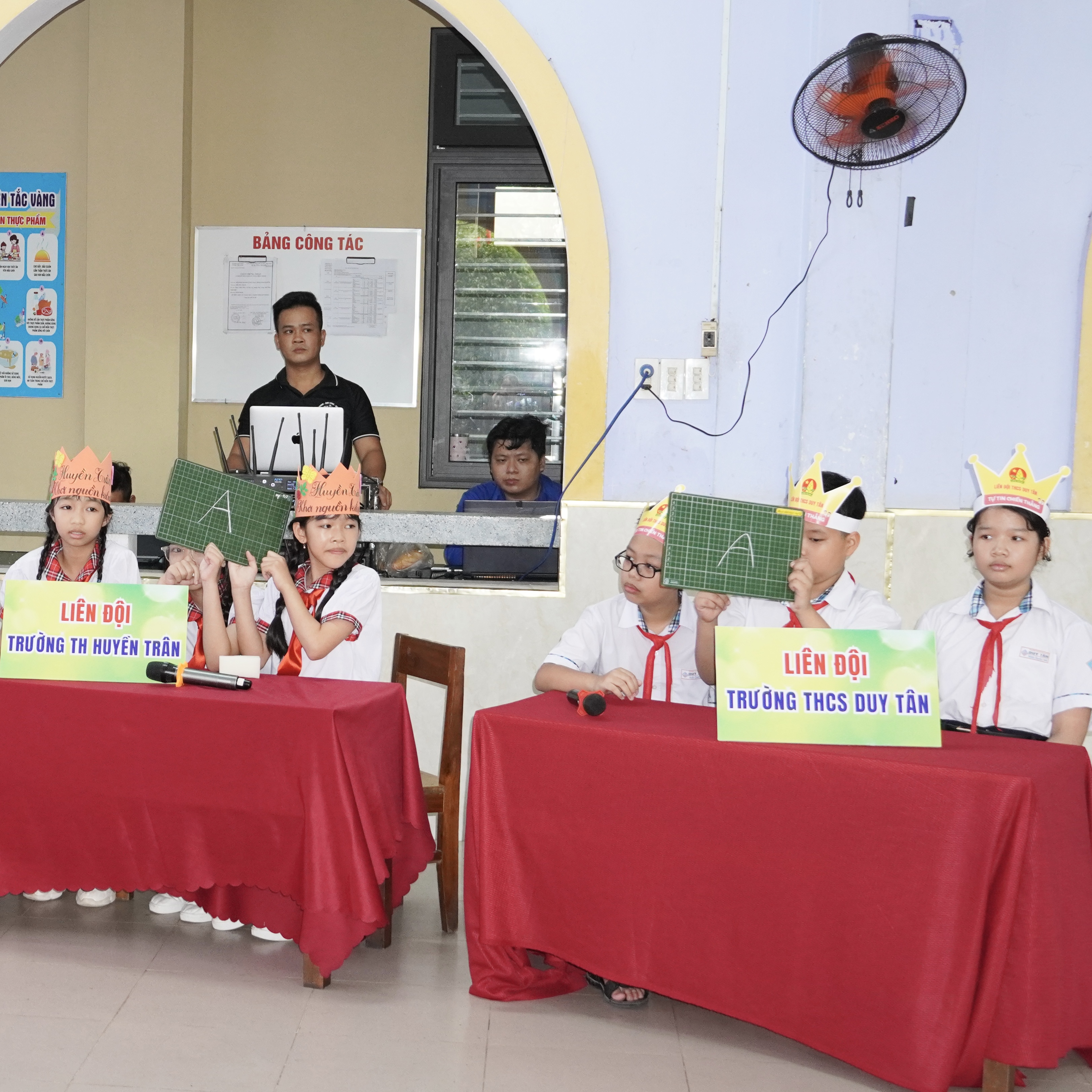 Chung tay vì quyền trẻ em