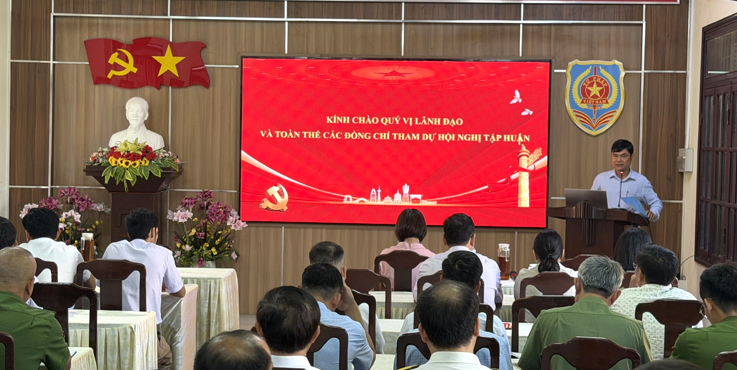 Phổ biến Luật Bảo vệ bí mật nhà nước và Luật Chuyển đổi số