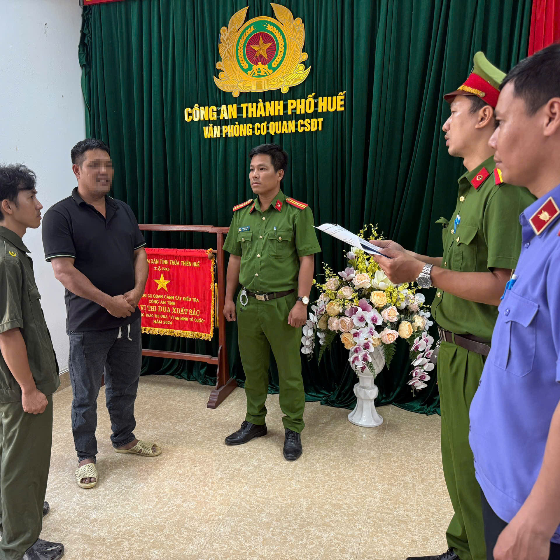 Vi phạm quy định giao thông, tài xế xe tải bị khởi tố