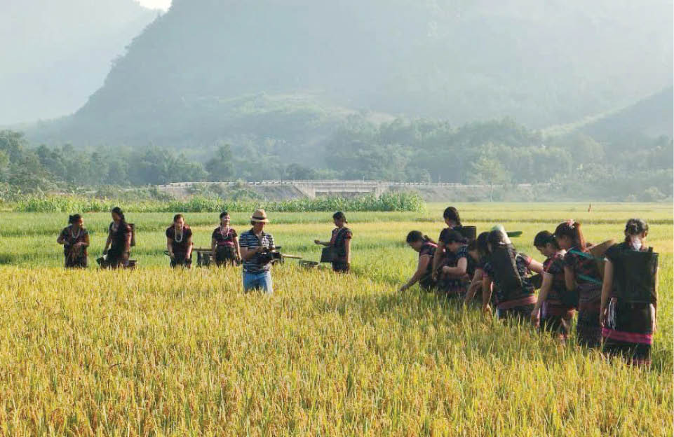 Đánh thức tiềm năng du lịch miền núi bằng bản sắc riêng